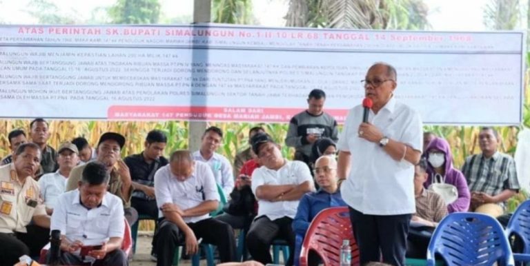 Anggota DPR RI Junimart Girsang Semangati Penggarap PTPN 4 Bah Jambi