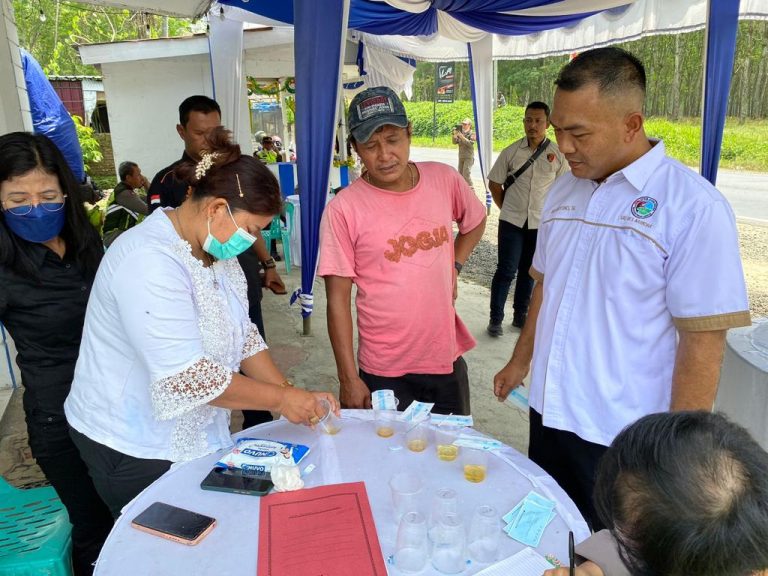 Wujudkan Mudik Yang Aman Dan Berkesan, Sat Narkoba Polres Simalungun Test Urine Para Supir Bus