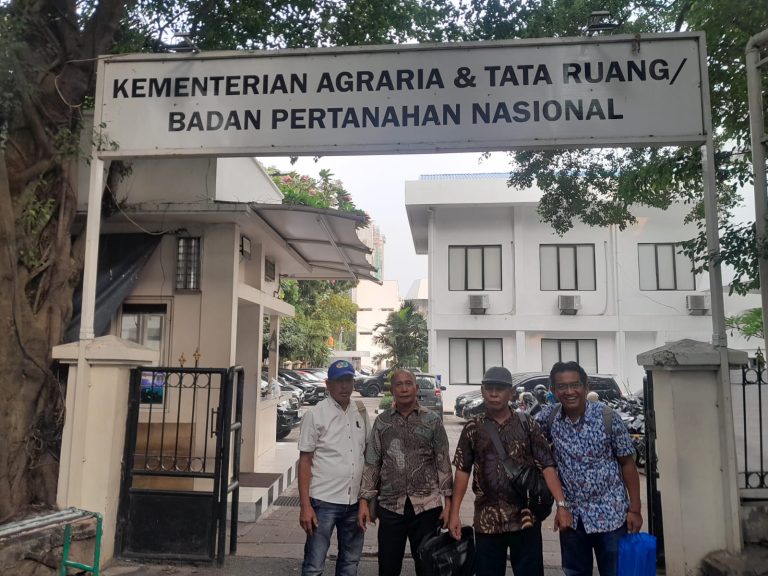 Kelompok Tani Temui Menteri ATR BPN Terkait Tanah Yang Dirampas Socfindo