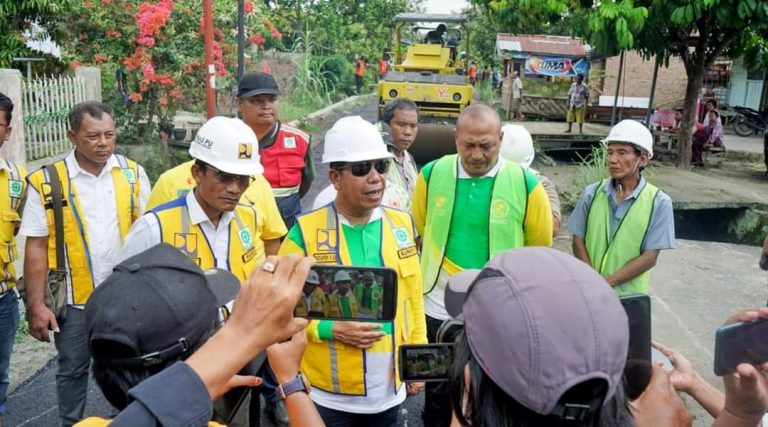 Tinjau Penanganan Long Segment Jalan Jurusan Rambung Merah-Karang Bangun, Bupati Simalungun: “Mari kita rawat dan Jaga Jalan ini”