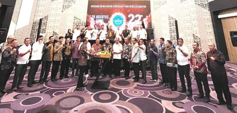 Pemkab Simalungun Dapat Penghargaan Dari Kementerian Perhubungan RI