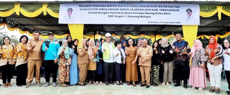 Bupati Simalungun Letakkan Batu Pertama Pembangunan RKB SMP Negeri 1 Gunung Maligas